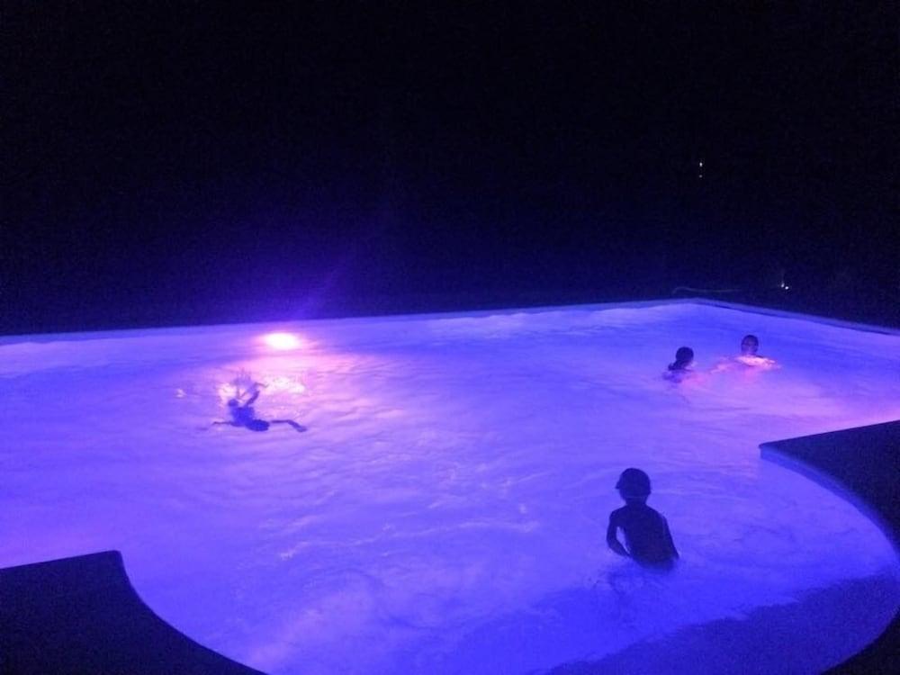 Pietriccio Rosso Hotel La Campigliola ภายนอก รูปภาพ